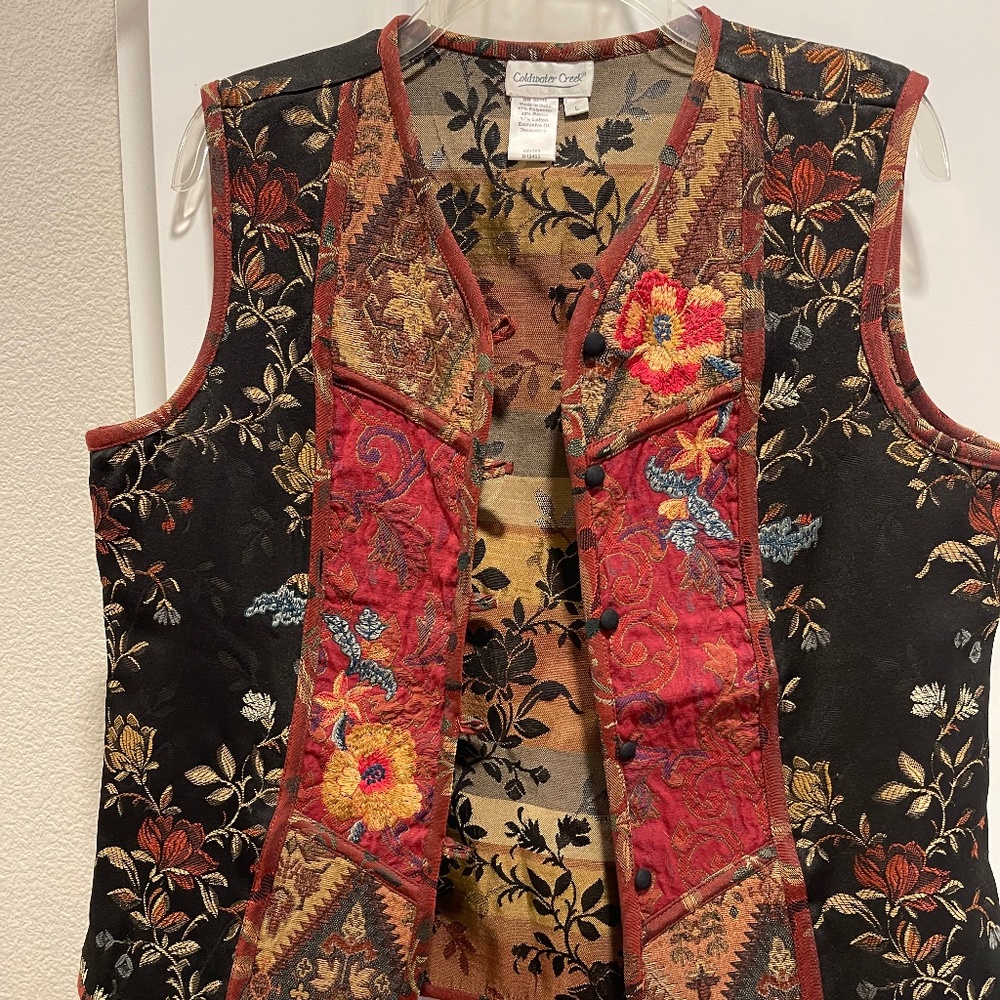 Fall embroidered Vest